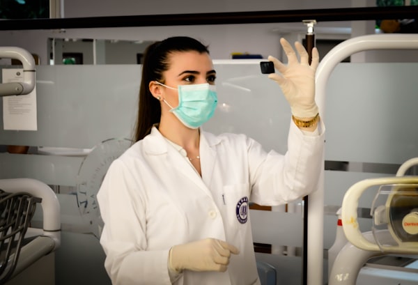 Dr. Anna Lee